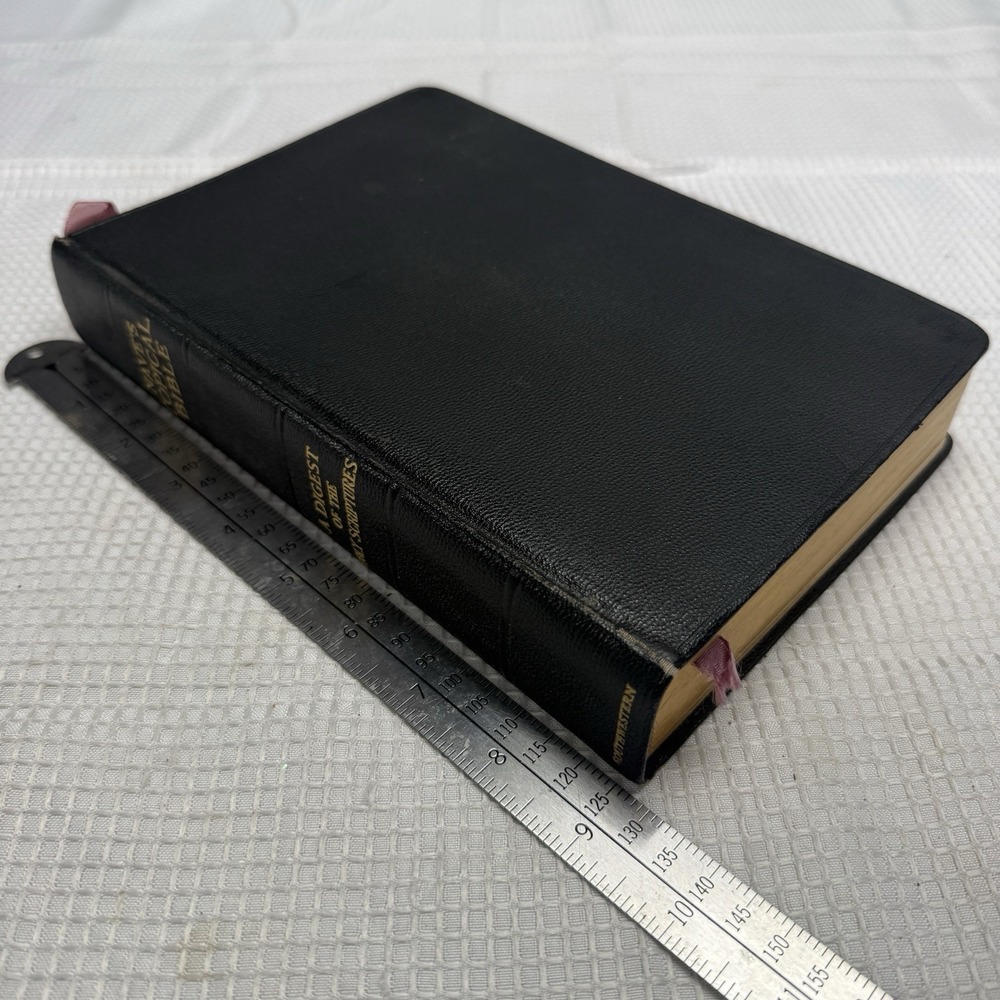Nave's Topical Bible‎ A Digest of the Holy Scriptures 1962 Southwestern Leather